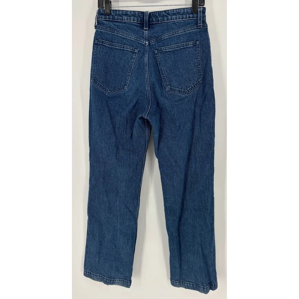 Abercrombie & Fitch excellent pre