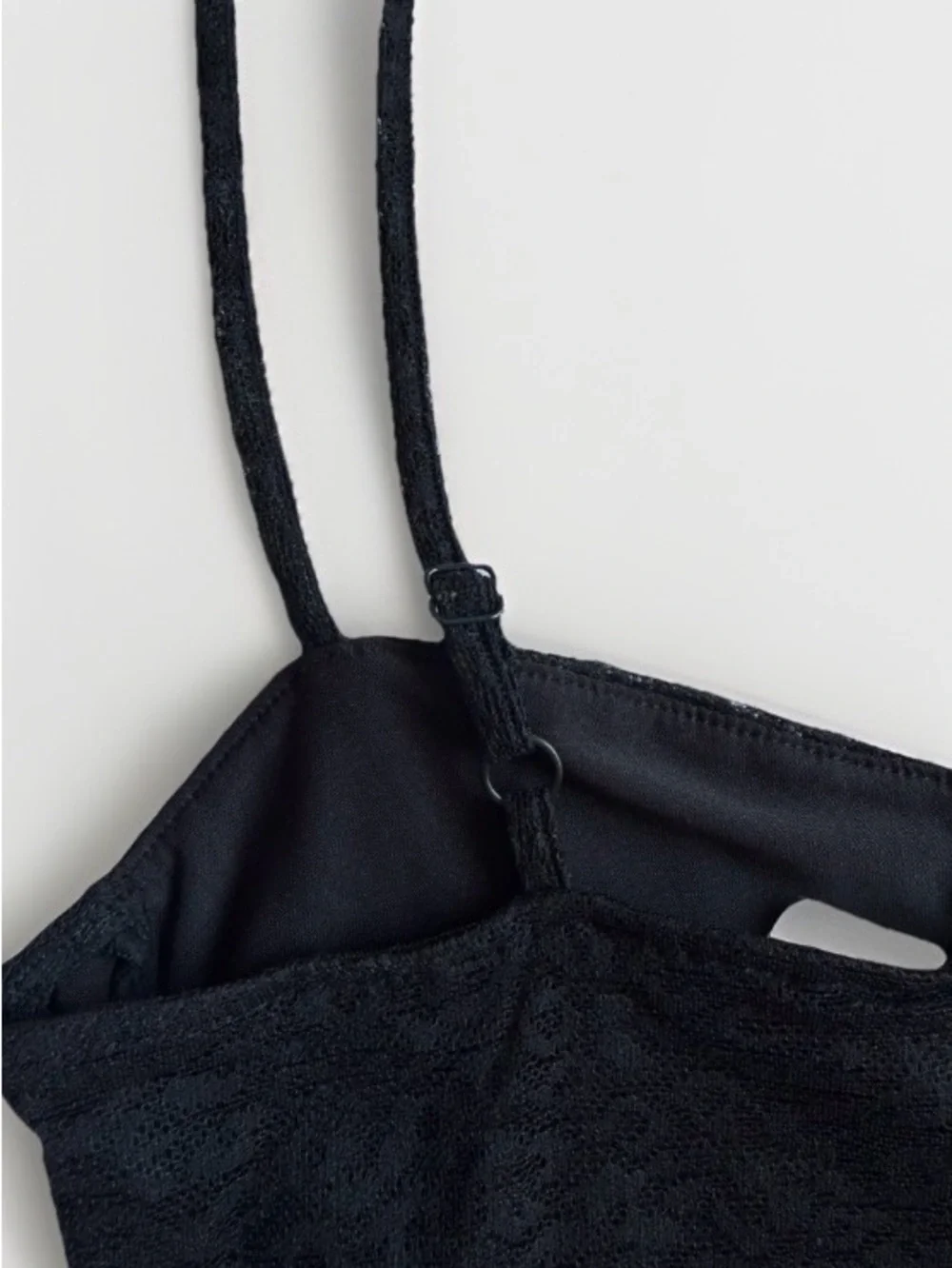H&M divided women