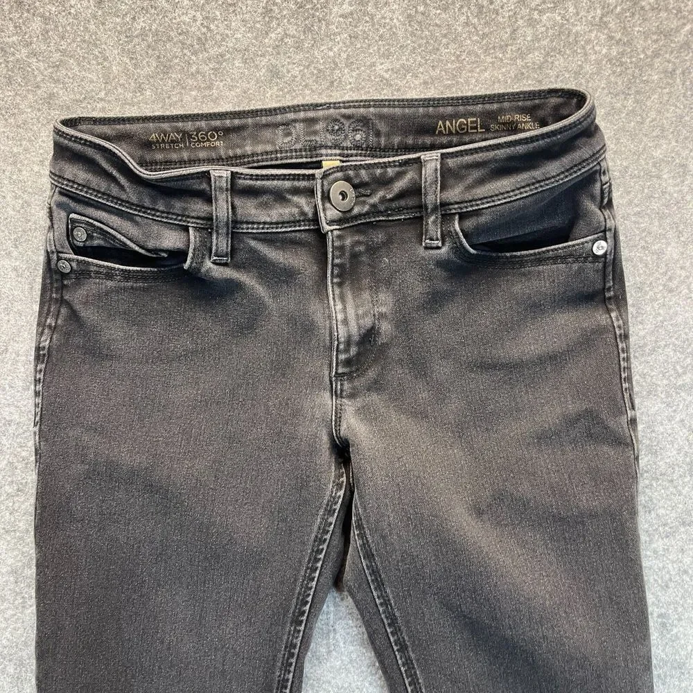 DL1961 please refer