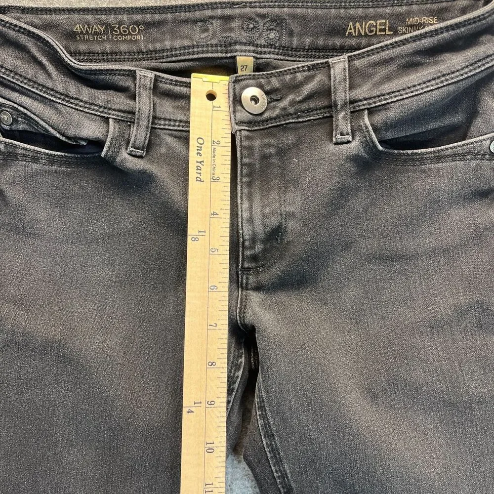 DL1961 please refer