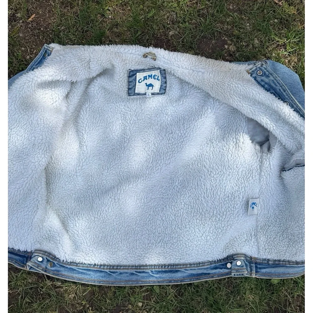 Camel pre owned