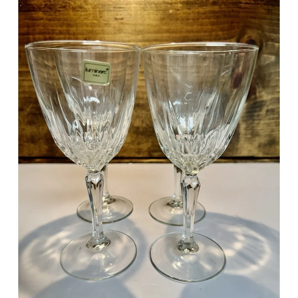 Set of 4 VINTAGE Luminarc Wine Water Glasses Vertical Cut Diamond Design