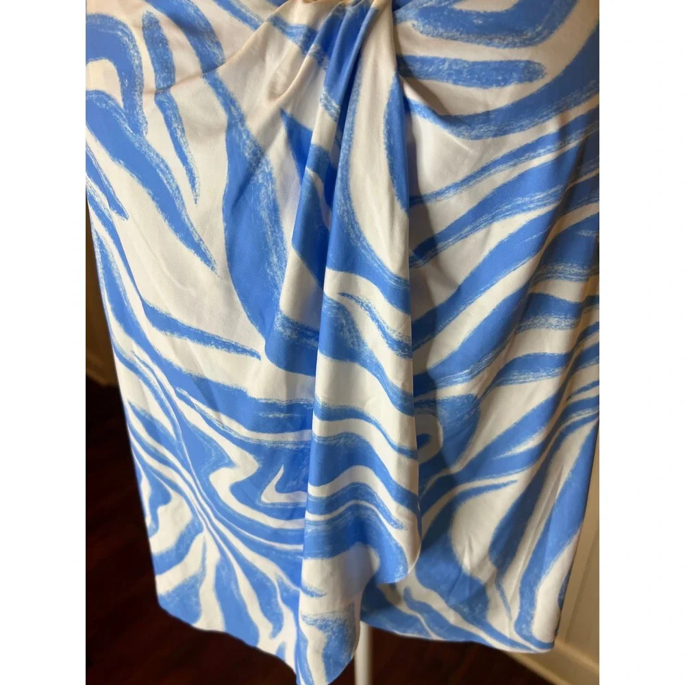 Coco Reef vibrant blue