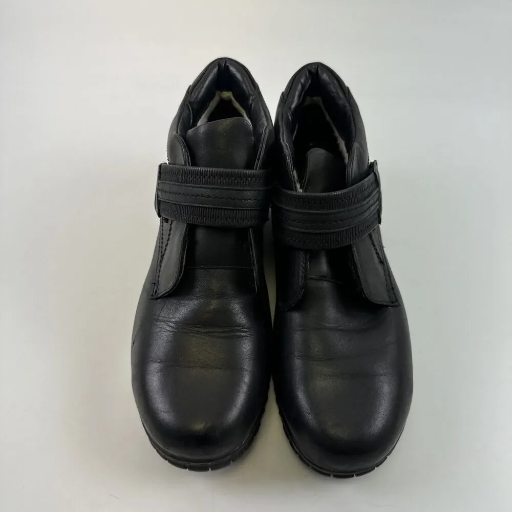 Blondo Black Leather Ankle Boot Adjustable Strap Faux Fur Lined Womens 10‎ Wide