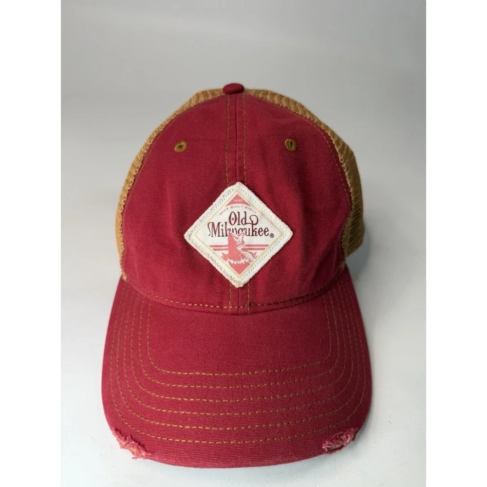 Old Milwaukee Beer Men's Mesh Back Snapback Hat Red/Brown
