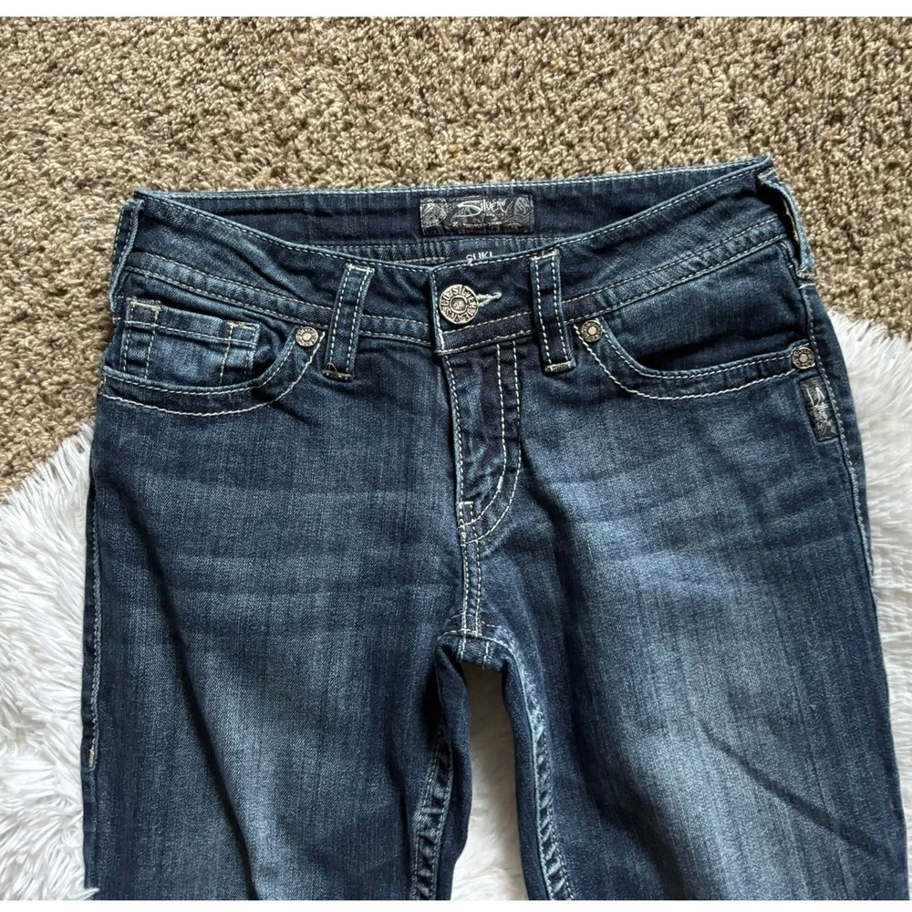 Silver Jeans inspired women