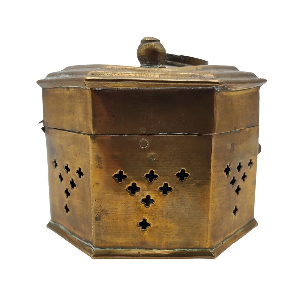 American Vintage unique hexagonal