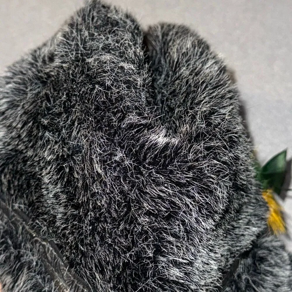 Vintage Dobbs Fifth Avenue Gray Fur Fedora Hat Feather Accent USA Made Size 7 1/