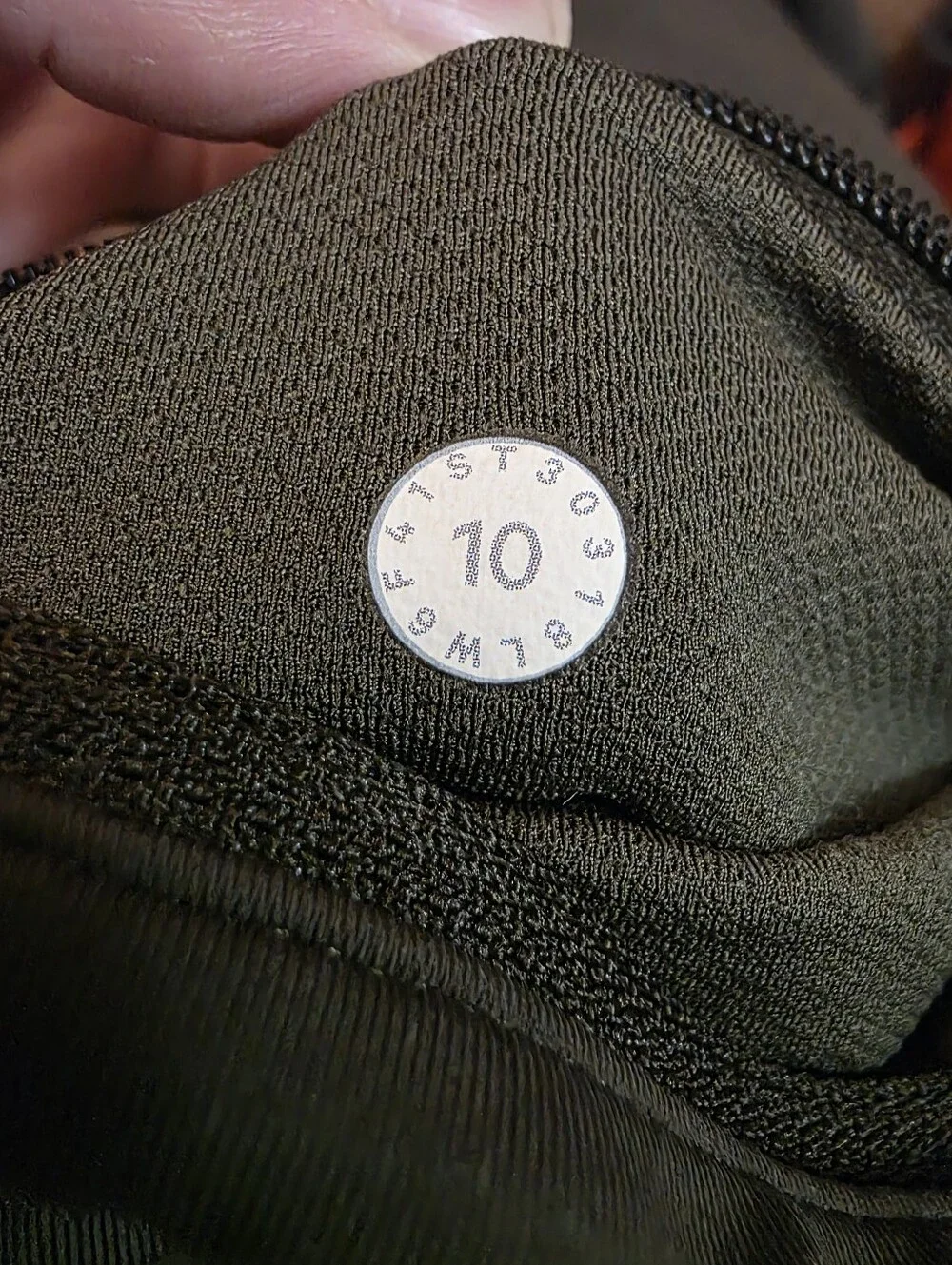 lululemon athletica good •size