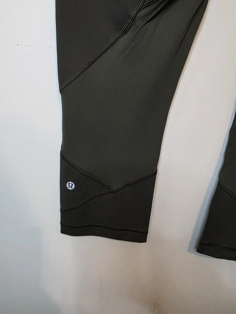 lululemon athletica good •size