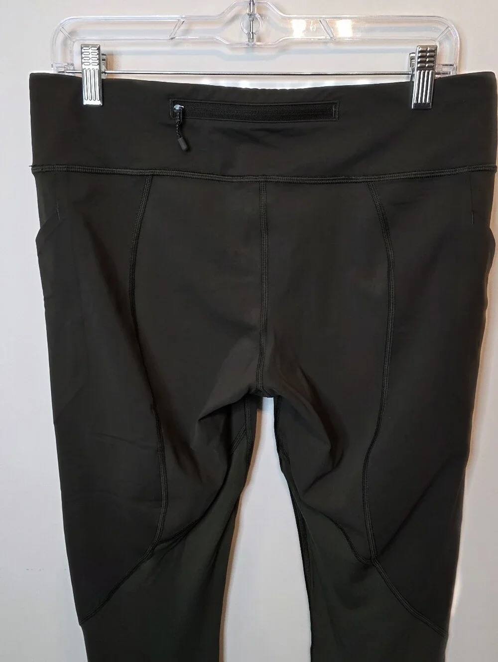 lululemon athletica good •size