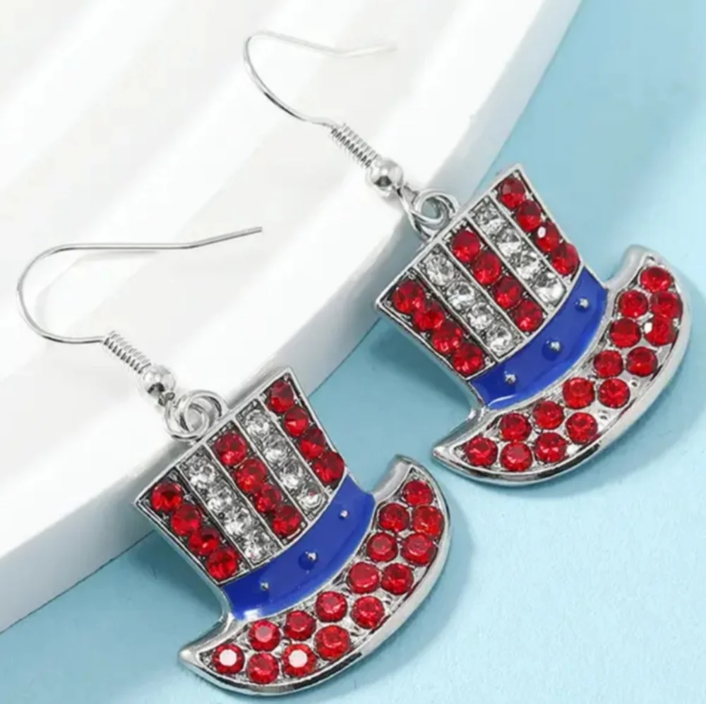 2/30$‎ Or 3/$35 Patriotic Red, Blue, and Silver Top Hat Earrings (#085)