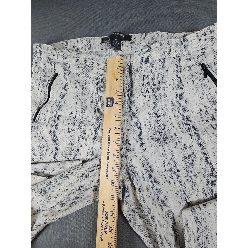 89th & Madison product pair