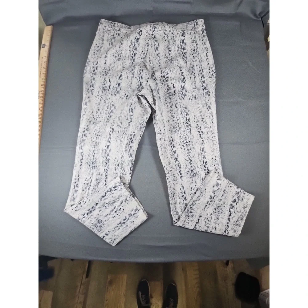 89th & Madison product pair