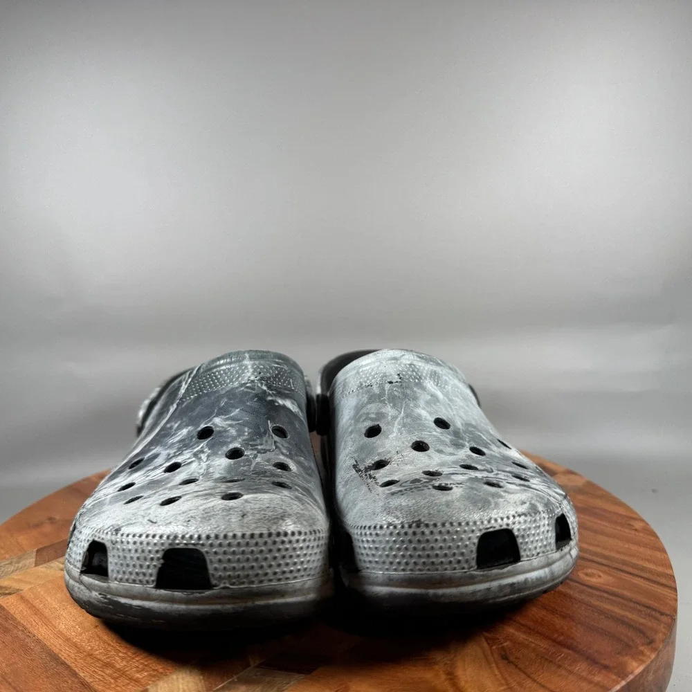 CROCS good used
