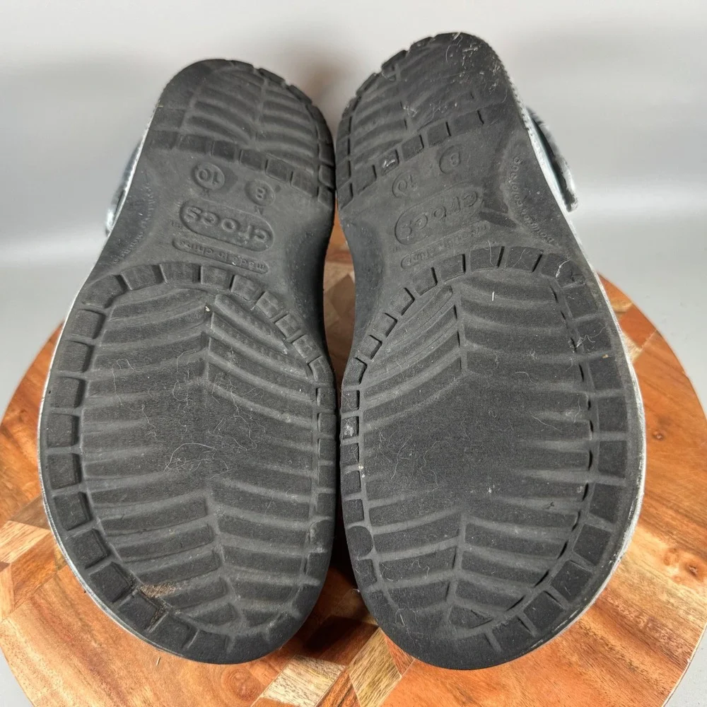 CROCS good used