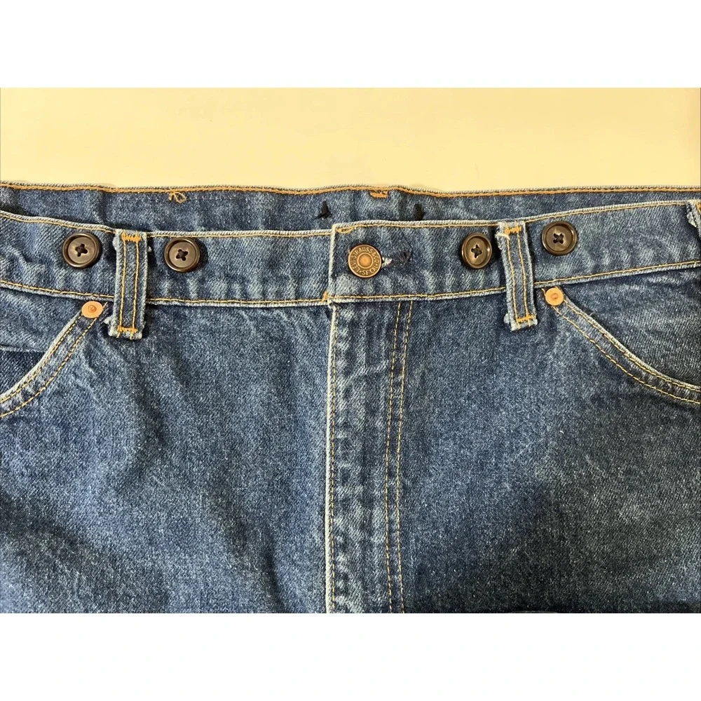 Levis these levi