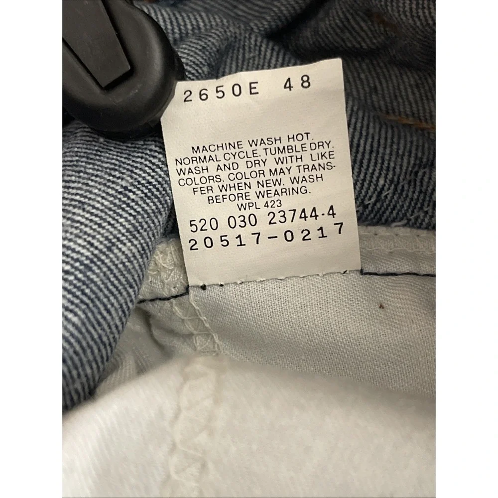 Levis these levi