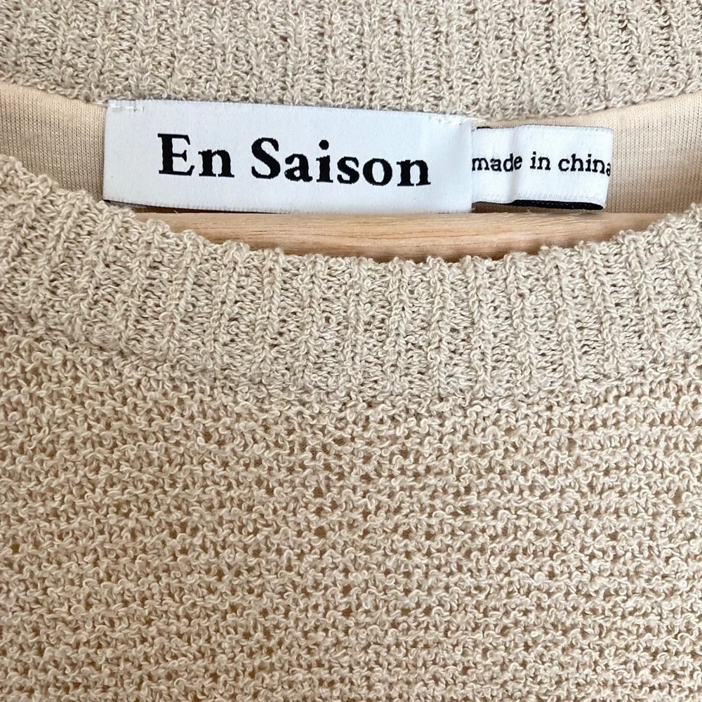En Saison hand silhouette perfect