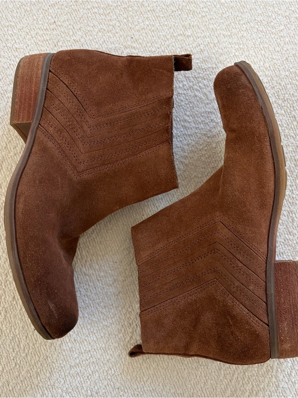 Korks Brown Suede Ankle Booties