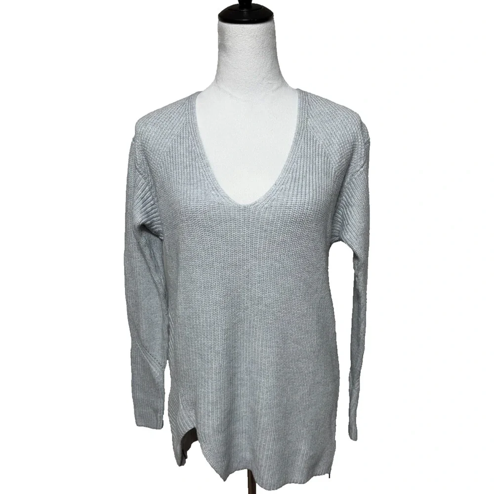 CAbi sweater womens