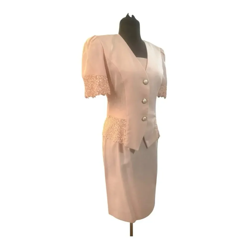 Vtg Blush Pink Lace Trim Skirt Suit Size 8 Short Sleeve Peplum Jacket Romantic