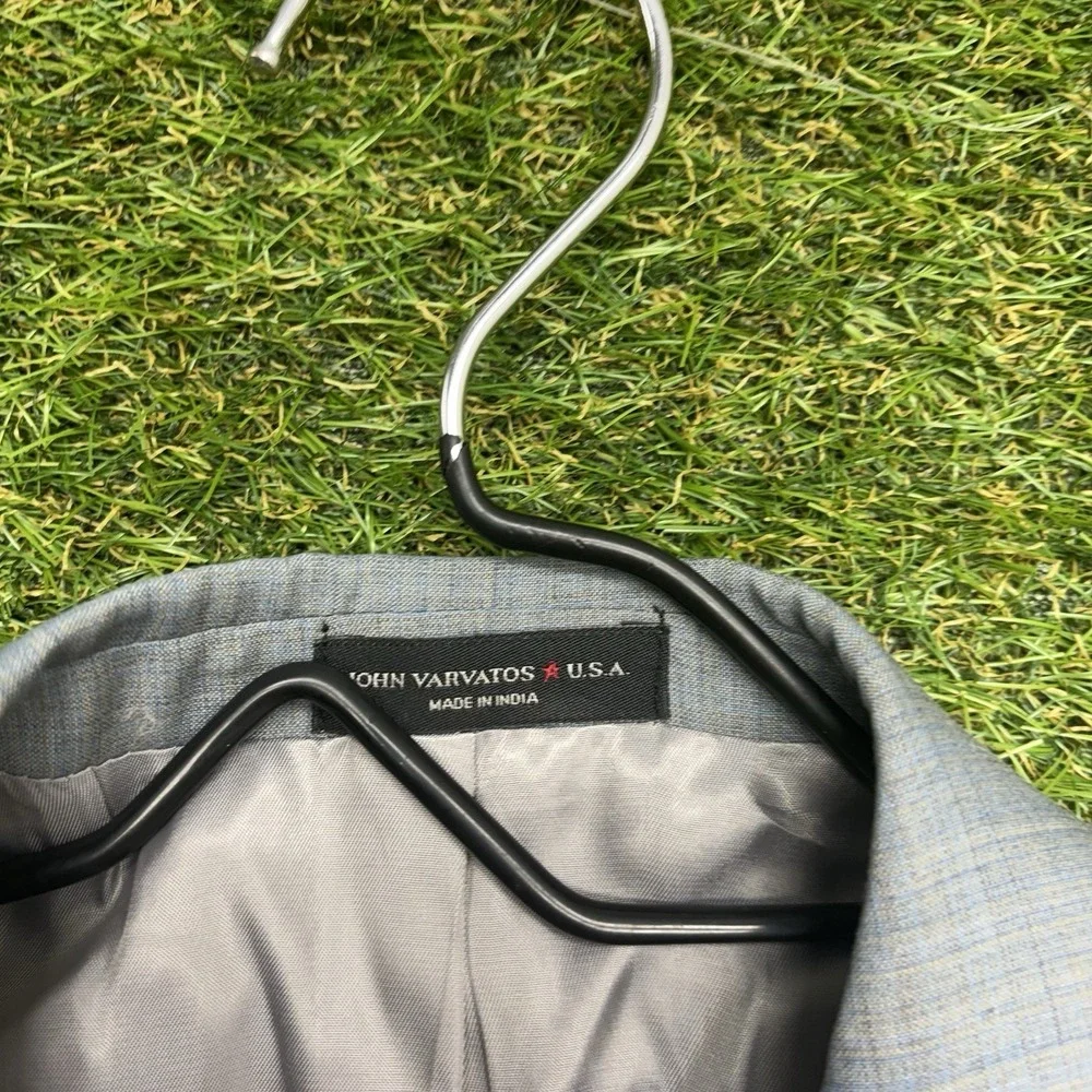 John Varvatos shop confidence