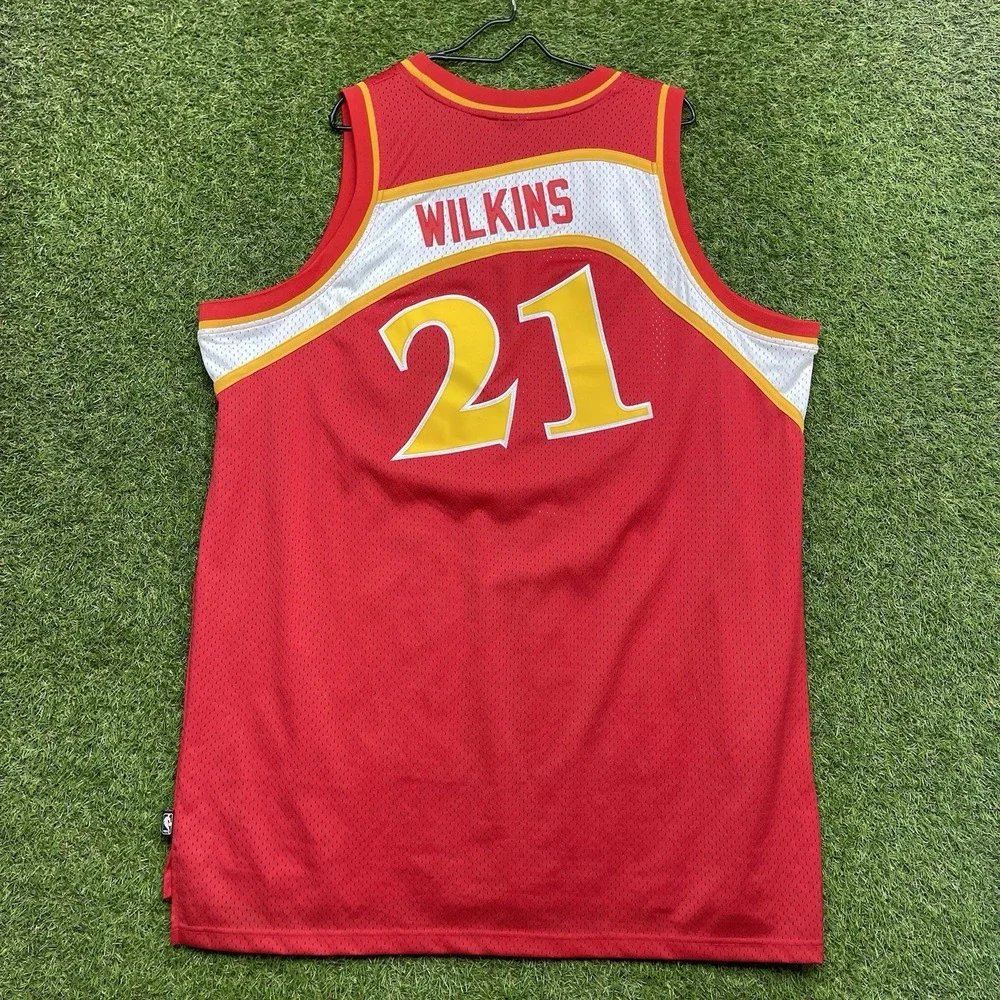 Mitchell & Ness shop confidence