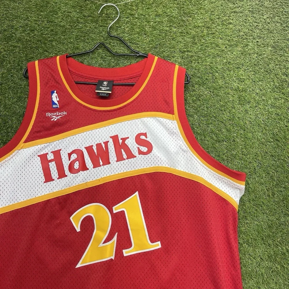 Mitchell & Ness shop confidence