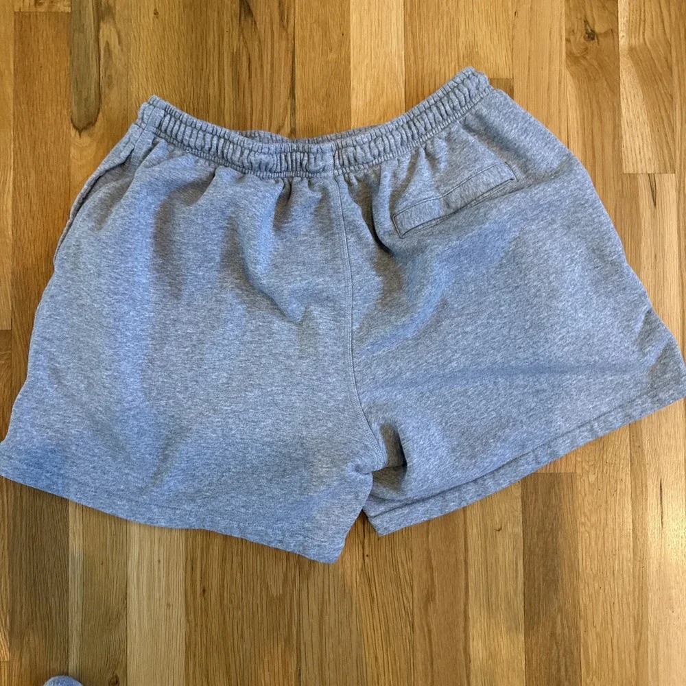 Nike Shorts Mens Large Gray Club Flow French Terry Training Sports Gym Athletic