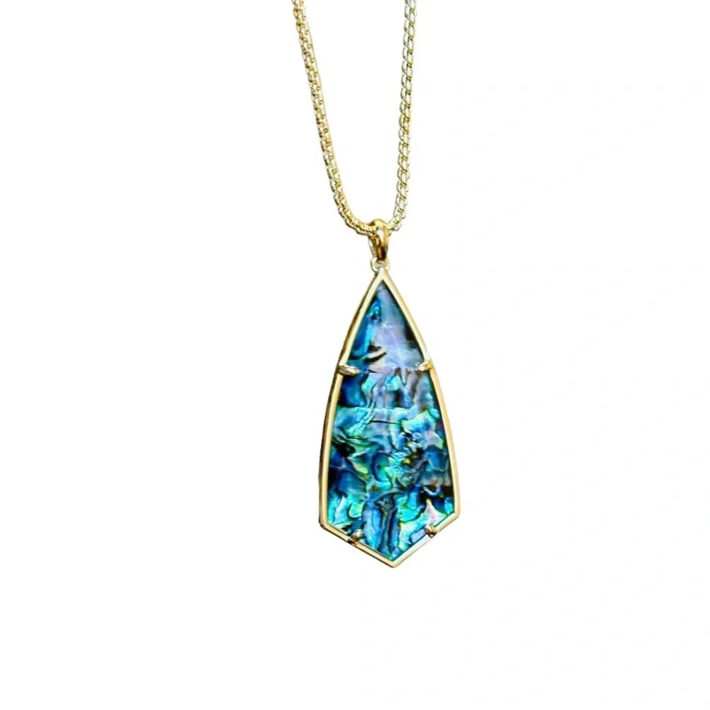 Kendra Scott nwt hand