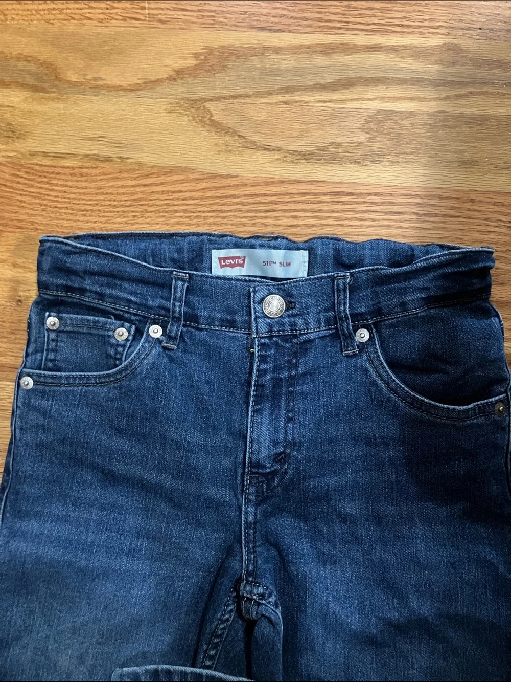 Levis straight leg