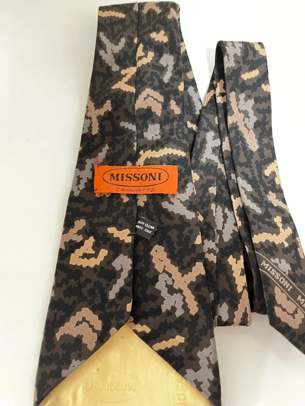 MISSONI Cravatte SPAIN Mens Tie preowned very