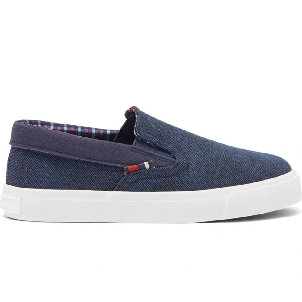 Ben Sherman Boy’s Jayme Slip on Sneaker in Navy| Size: 2