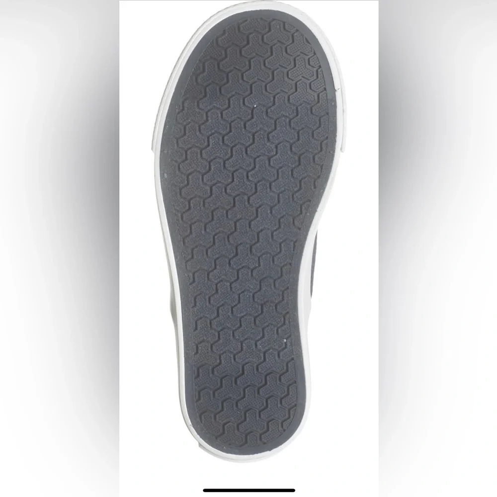 Ben Sherman Boy’s Jayme Slip on Sneaker in Navy| Size: 2