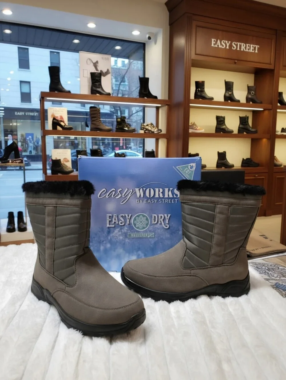 Easy Street Frazer Waterproof 