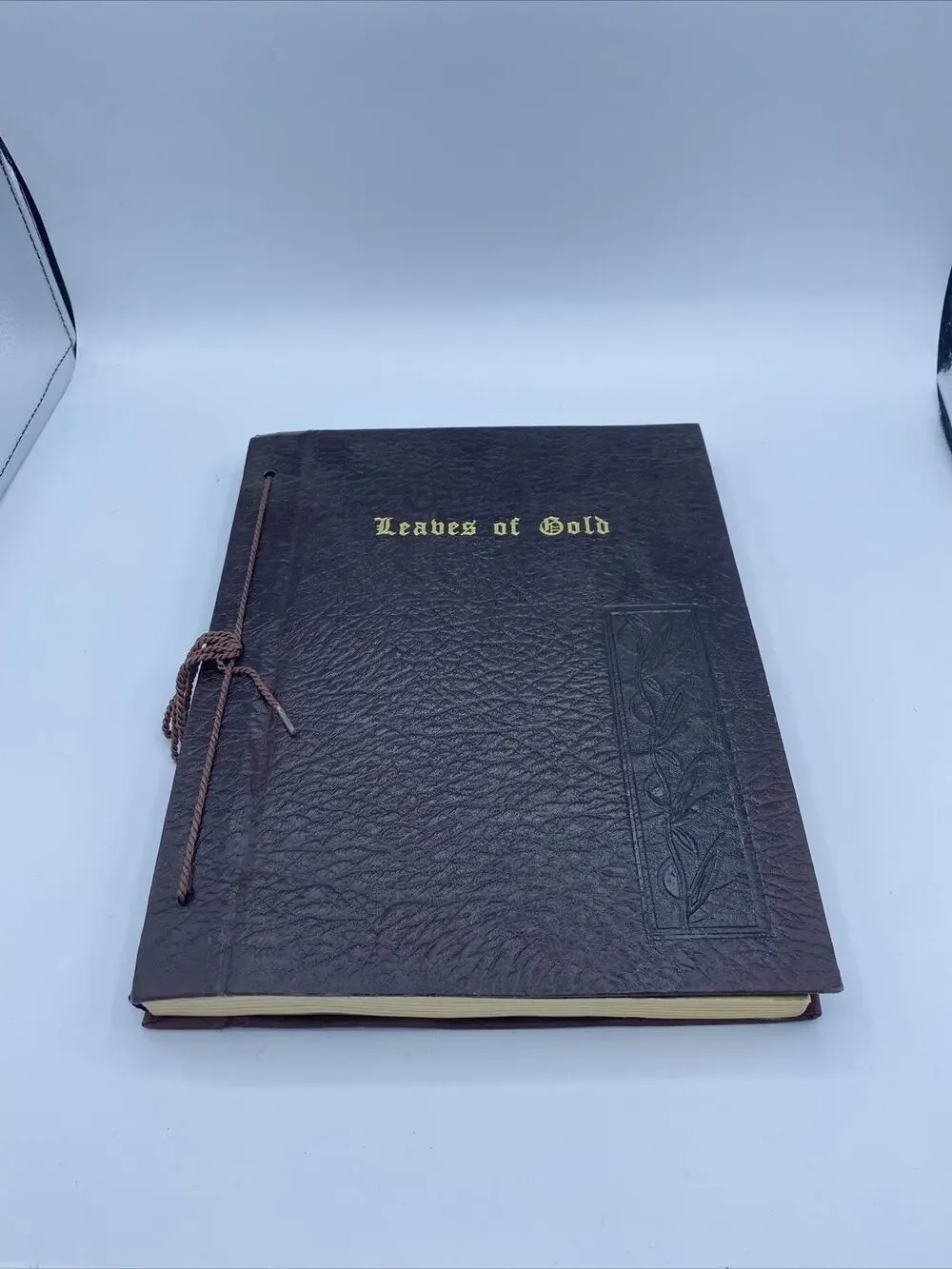Leaves Of Gold Prayers, Memorable Phrases Inspirational Verse And Ohrase 1948