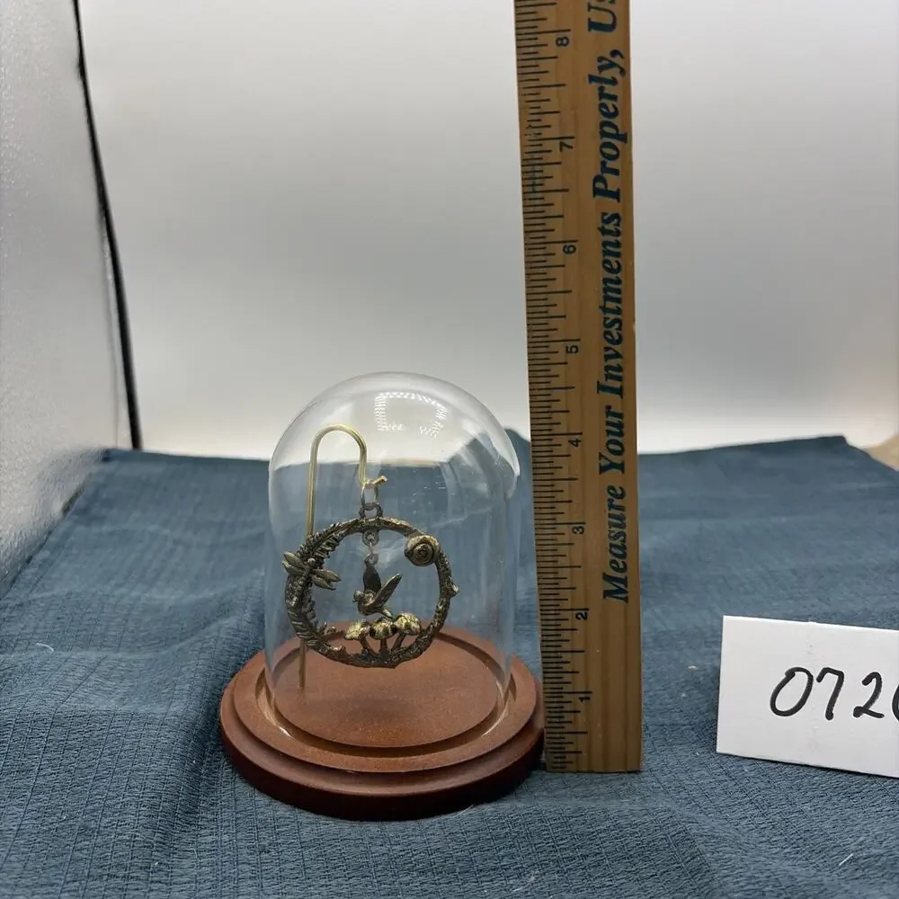 Small Display Case With Hanging Bird/Dragonfly Pendant 4.5”