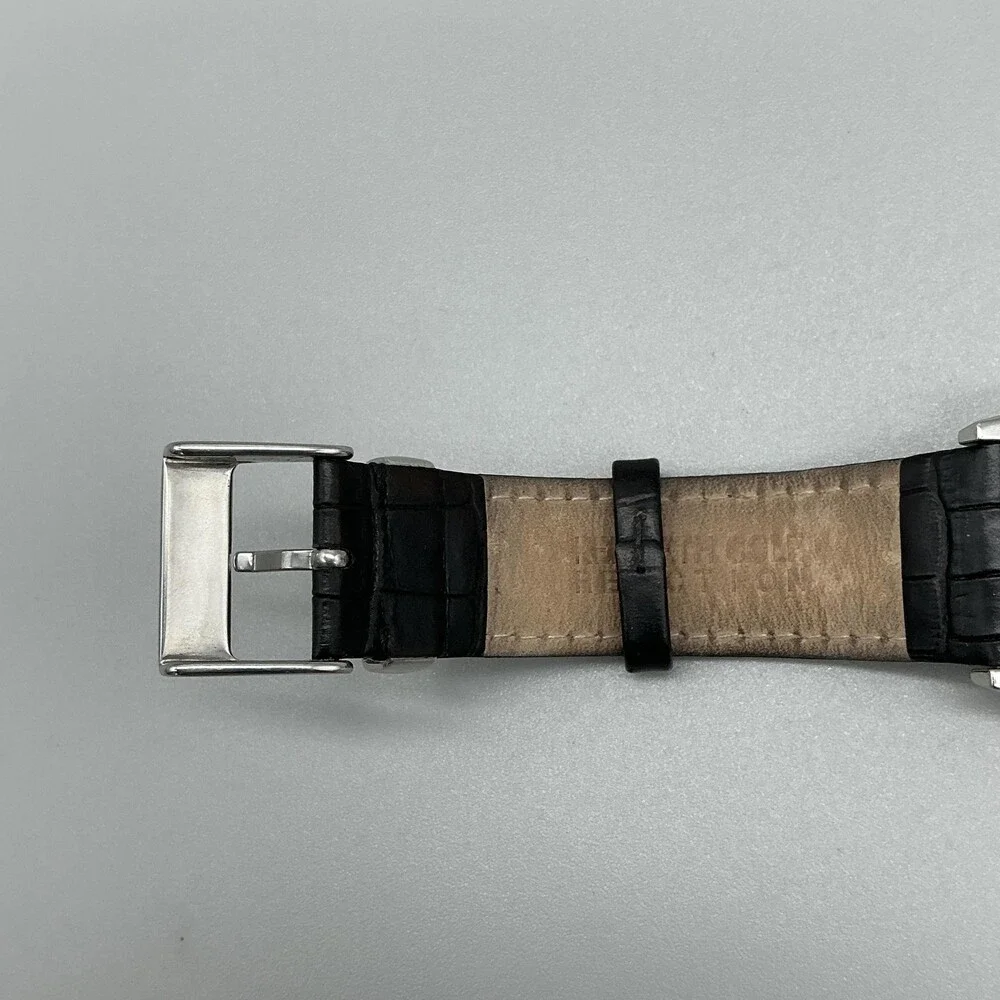 Kenneth Cole Reaction Men Watch 35mm Silver Tone Leather Date KC1667 New Battery