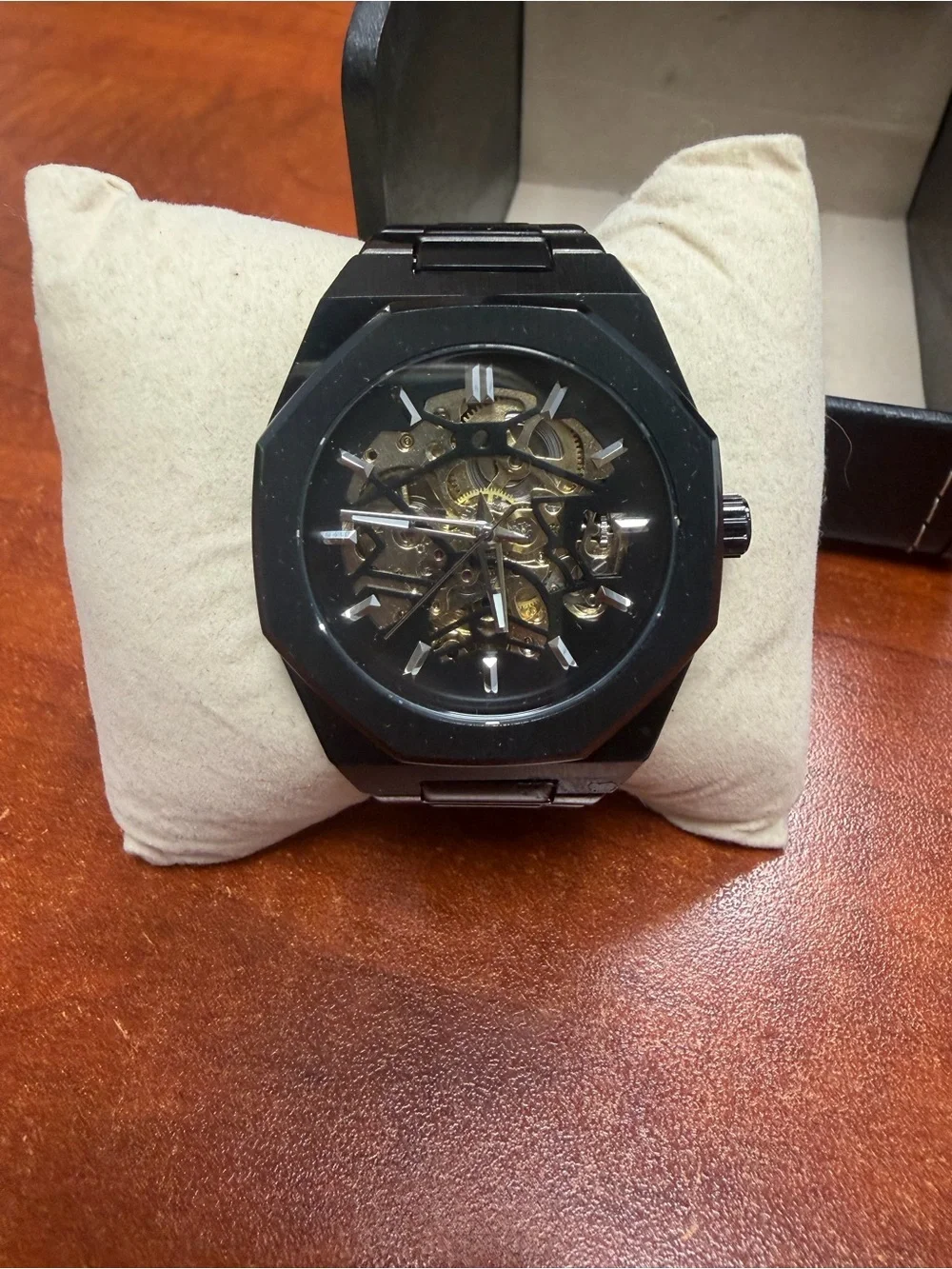 N/A sleek black