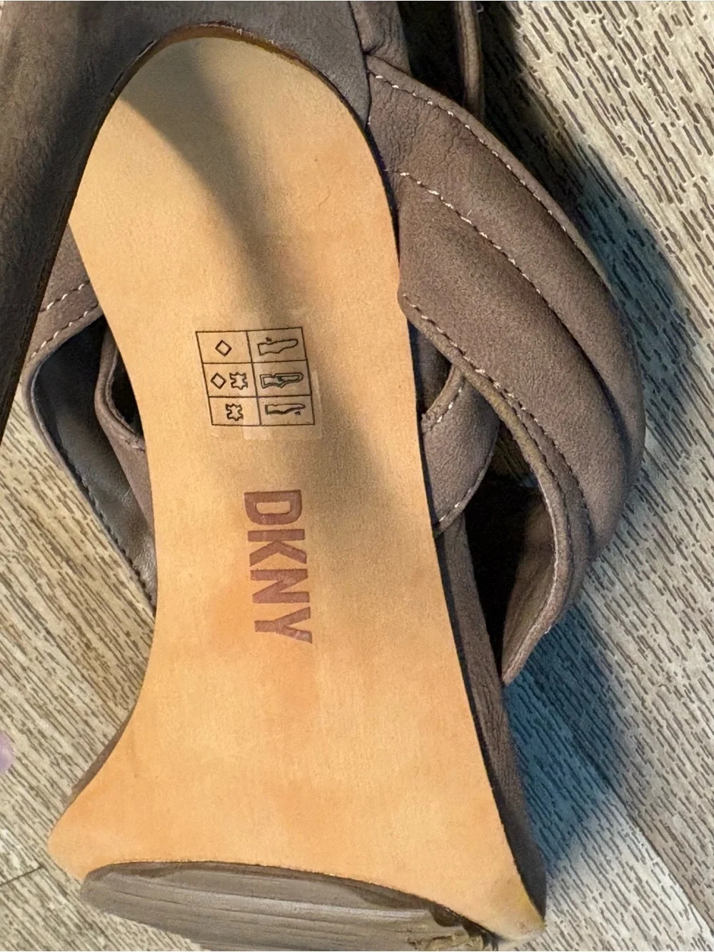 Dkny please see