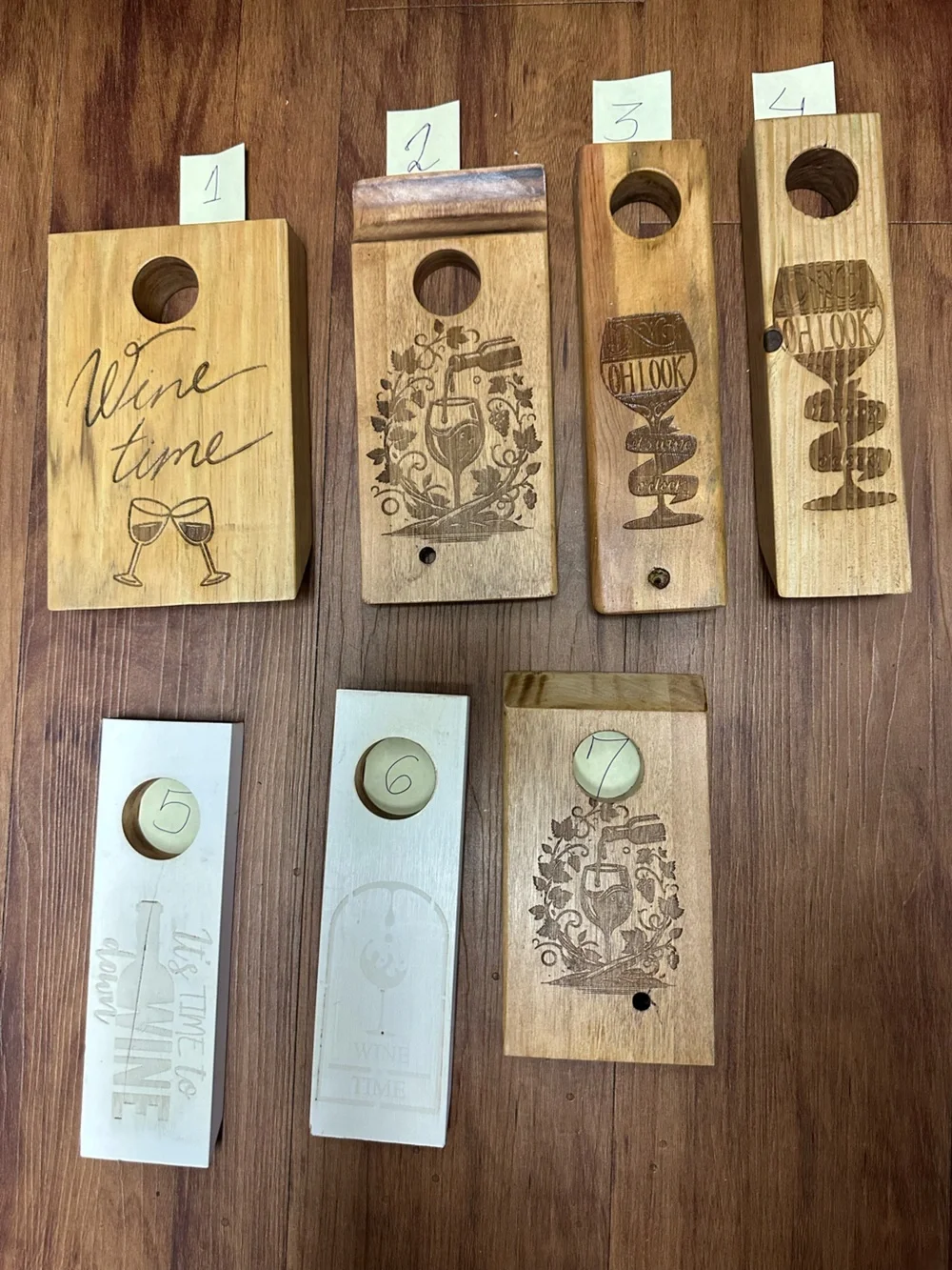 Laser-Engraved Wooden Floating Wine Bottle Holder / Single Bottle Self-Balanc