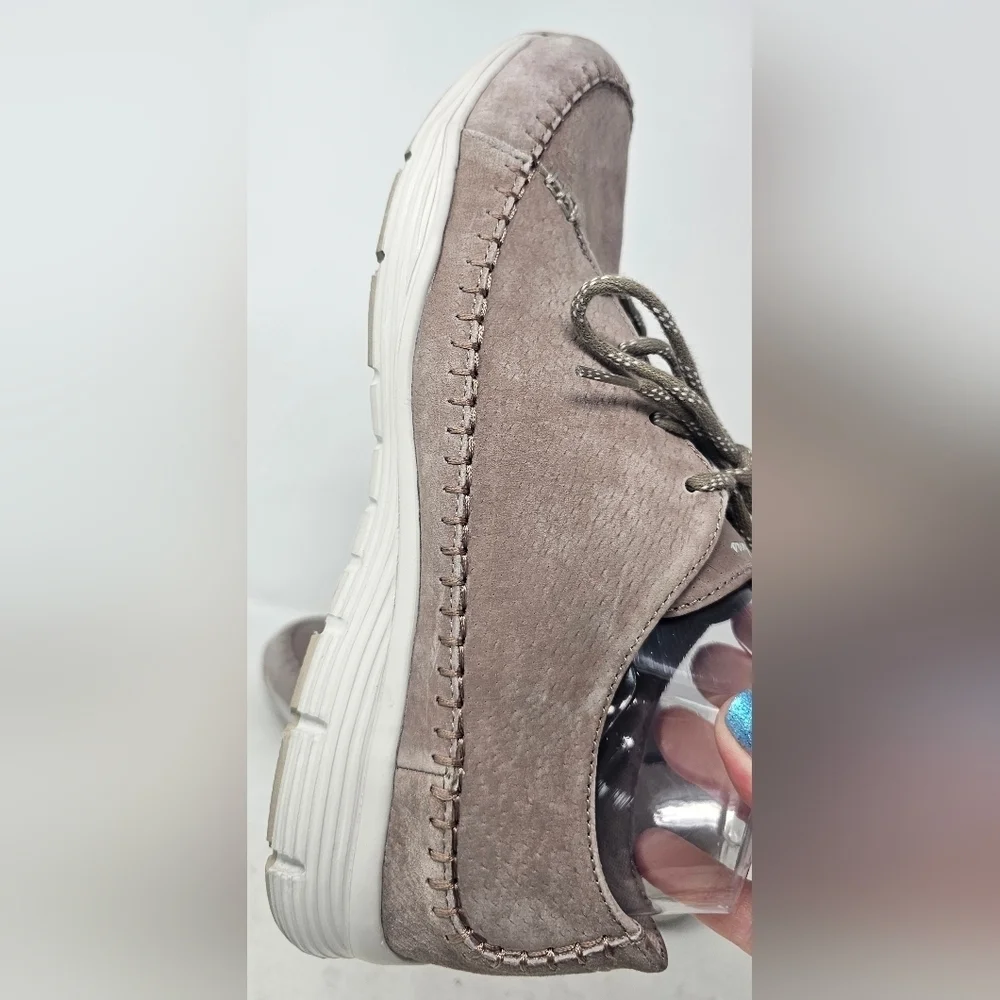 Skechers excellent like