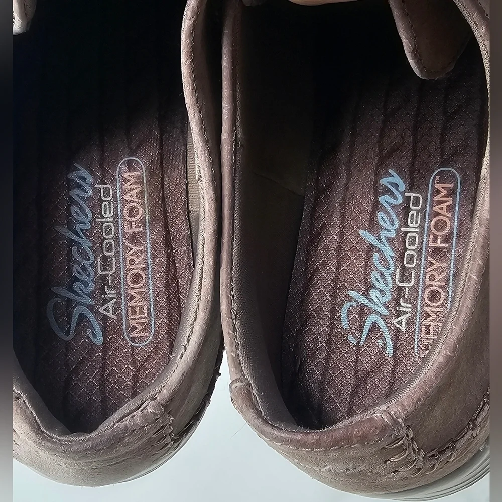 Skechers excellent like