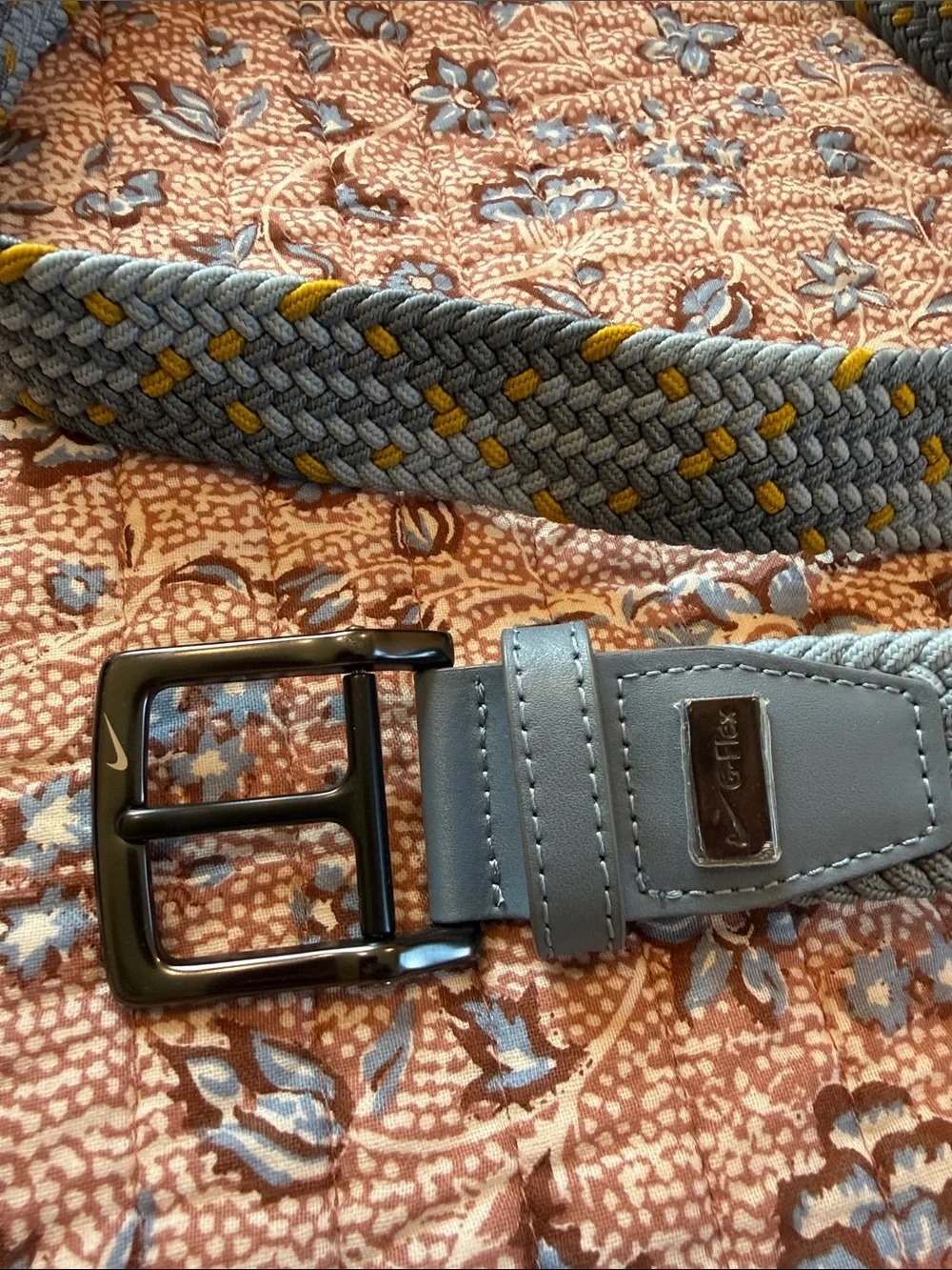 Nike braided stretch