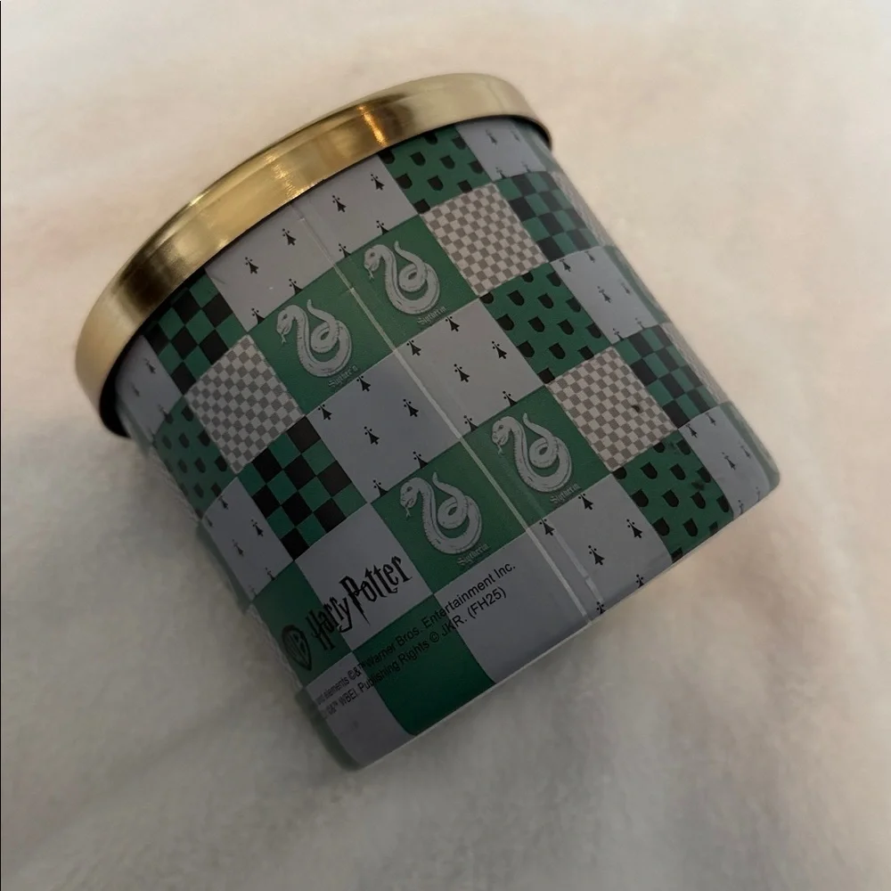 Harry Potter Goose Creek Candle Slytherin