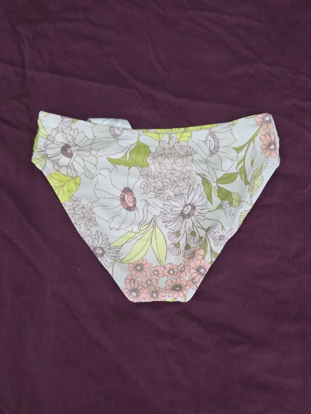 Volcom three piece