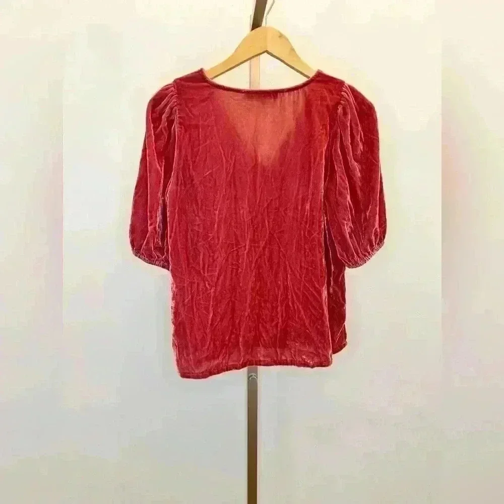 LOFT Women's XS Velvet Puff Sleeve Blouse Coral V-Neck Casual Top