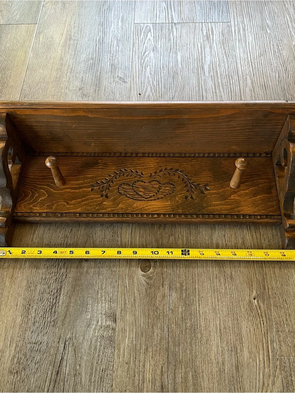 Wooden Shelf With Hearts And Hanging Pegs, Display, Scroll