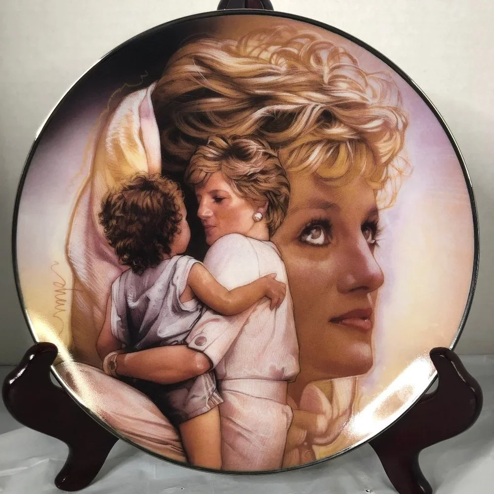 The Franklin Mint Diana, Princess of Wales Queen of Compassion